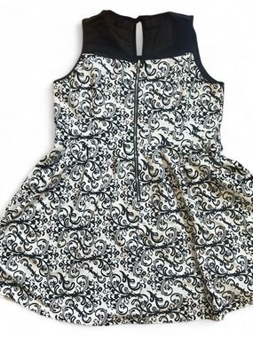 City Chic Black and White Damasc Patterned Fit-and-Flare MIDI Dress (size 20)